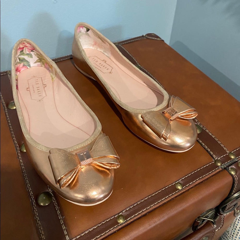 Ted Baker women’s size 7.5 shoes